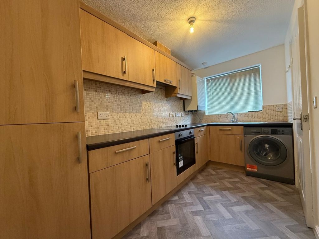 Property photo 3 of 12 Img_0733
