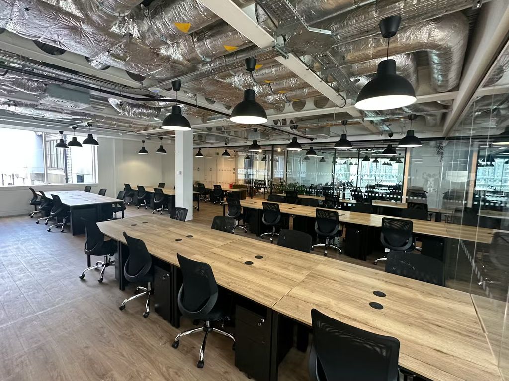 Property photo 1 of 12 Office