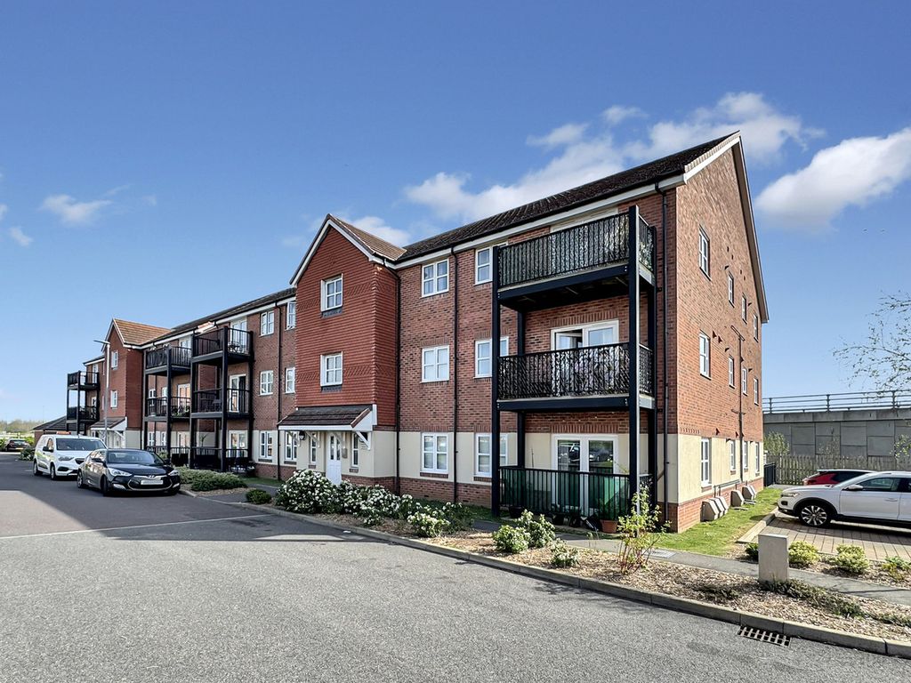 Property photo 1 of 12