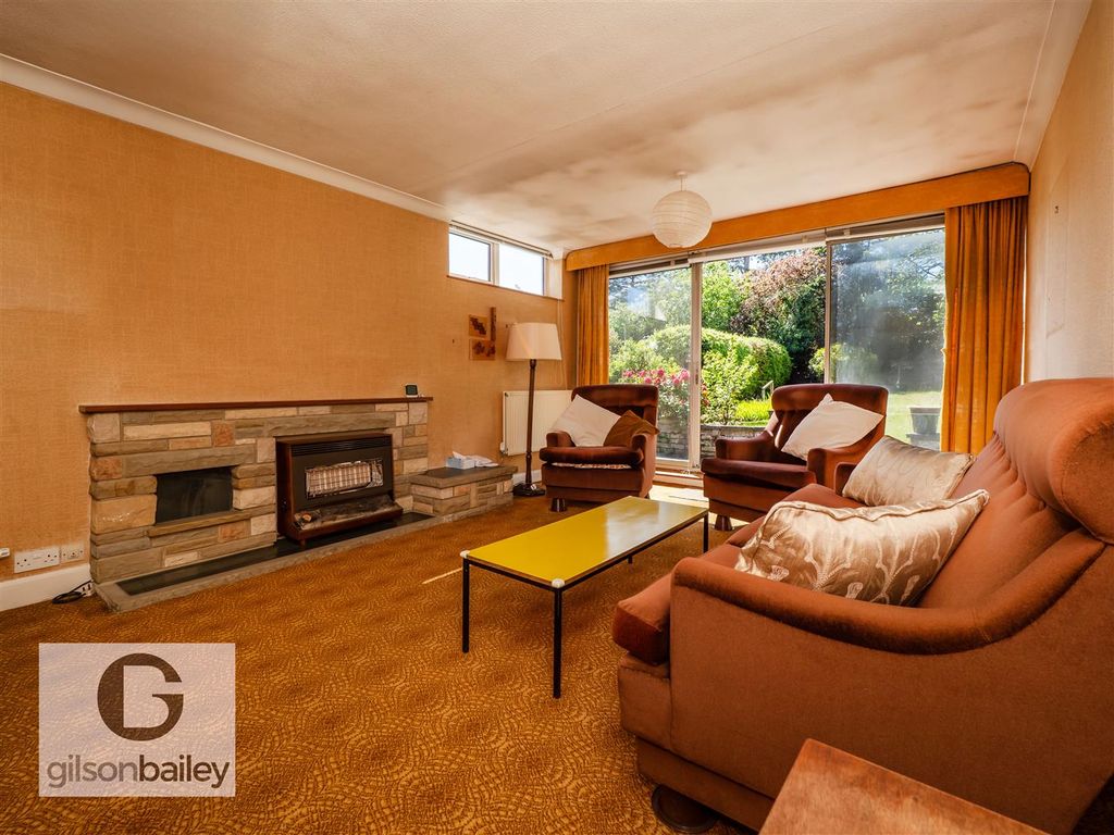 Property photo 3 of 43 13Hillsideclose-31.Jpg