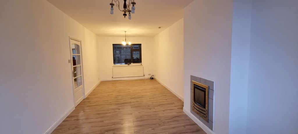 Property photo 3 of 23 Photograph 3