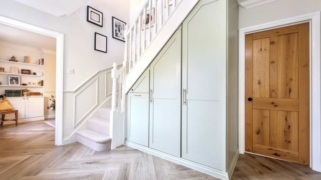 Property photo 2 of 32 Img_3397