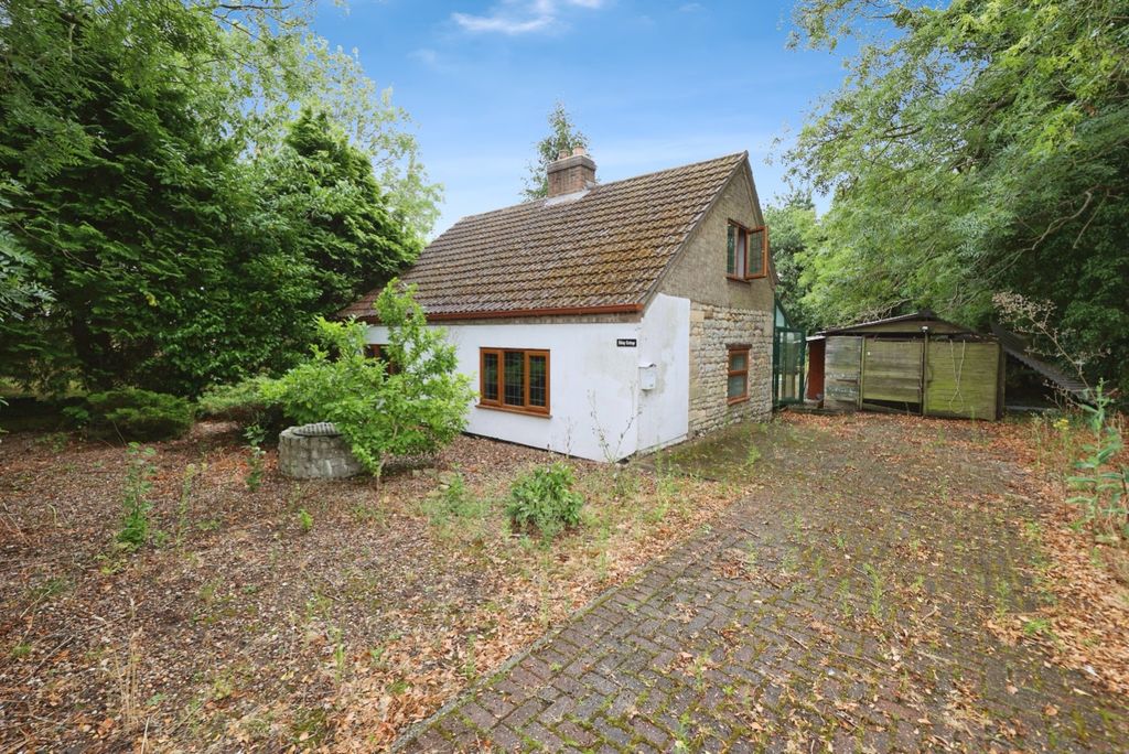 Property photo 1 of 17 4337002