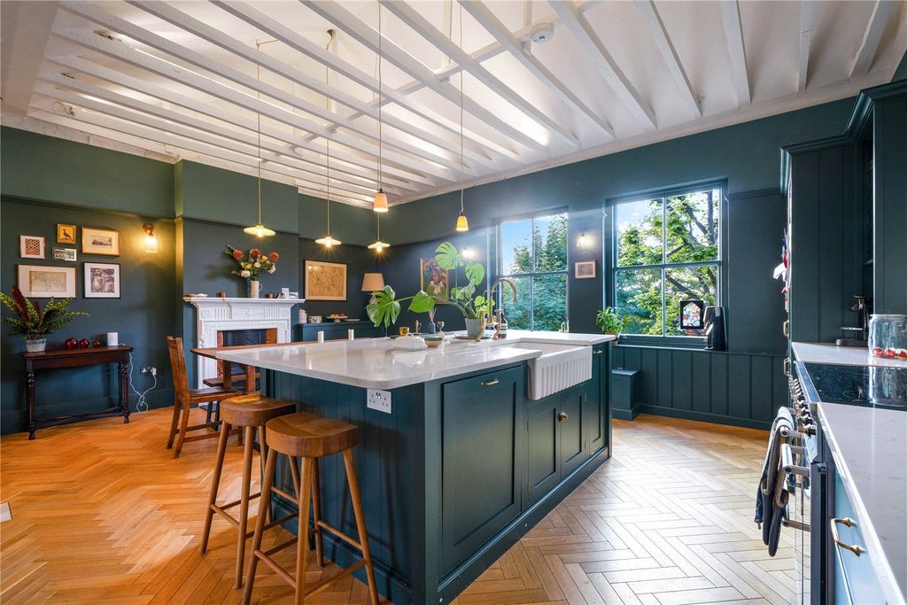 Property photo 2 of 38 Picture No. 36