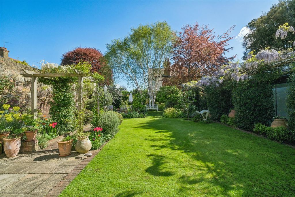 Additional image 17 of 7 bed detached house for saleUpper Butts TW8