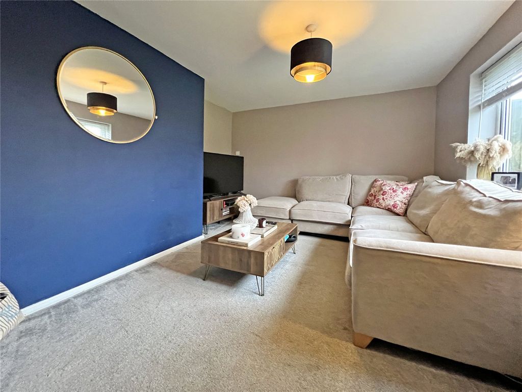 Property photo 3 of 12 Picture No. 06