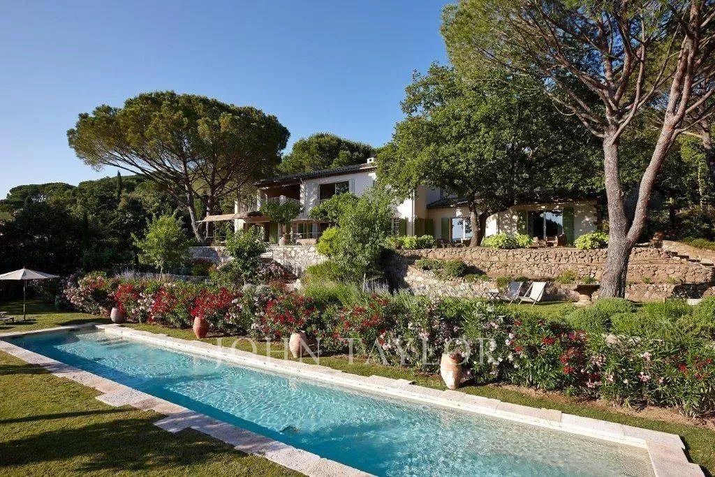 Property photo 1 of 13 Superb Bastide Near The Village