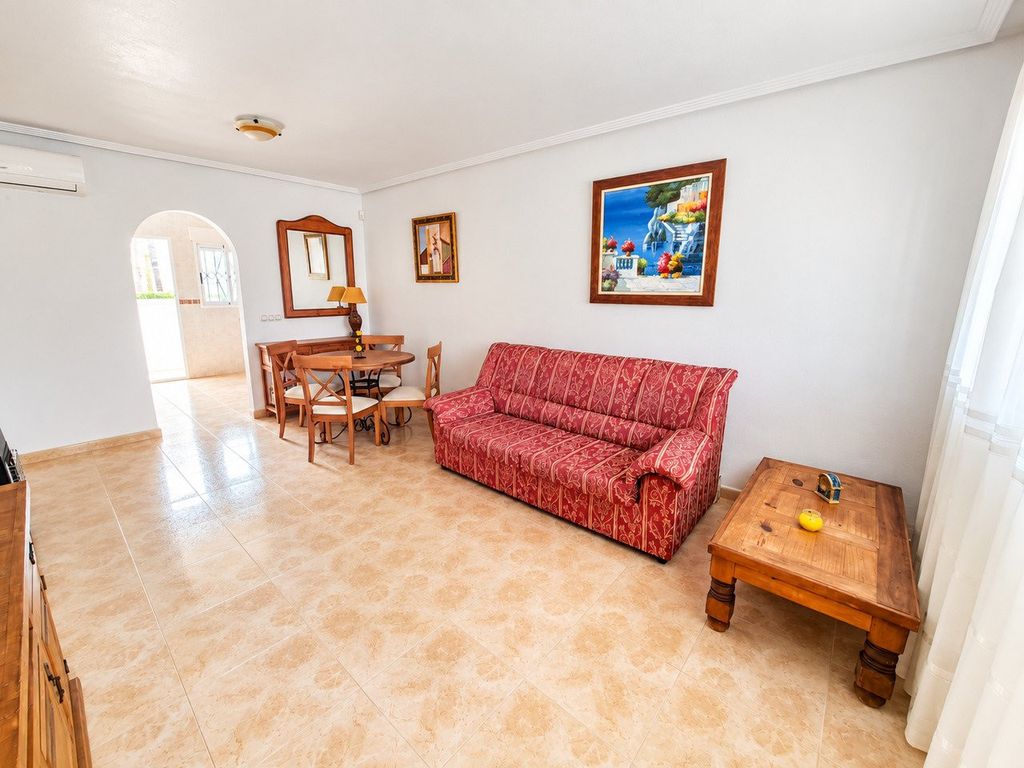 Property photo 2 of 36