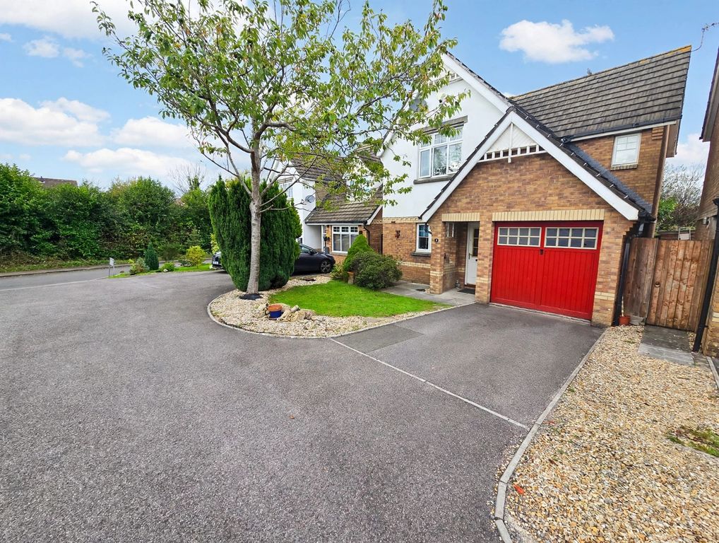 Property photo 1 of 24