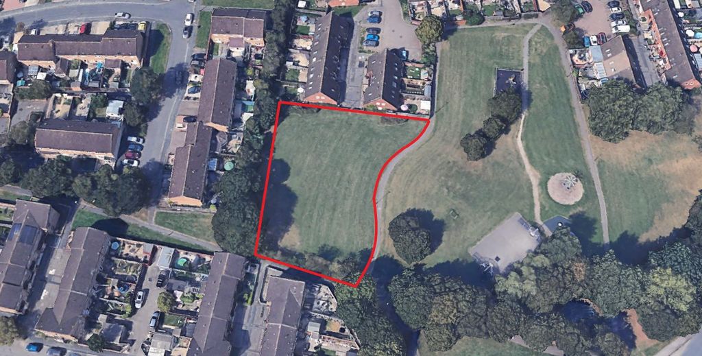 Property photo 3 of 8