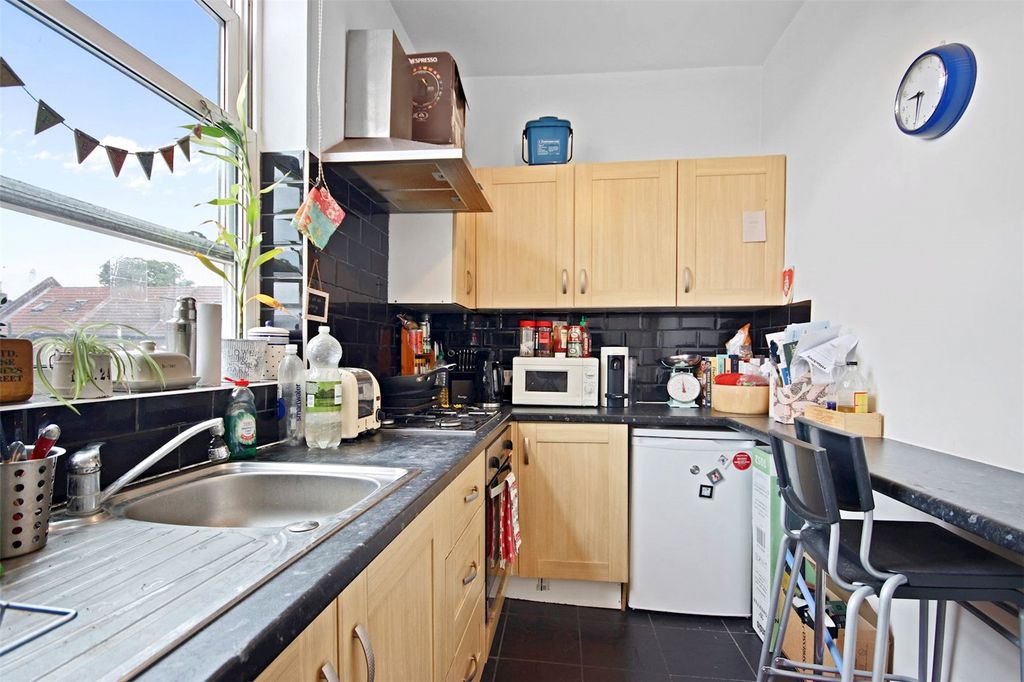 Property photo 3 of 10 Picture No. 02