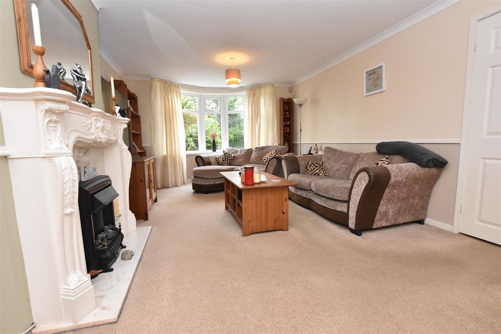 Property photo 2 of 17 Living Dining Room