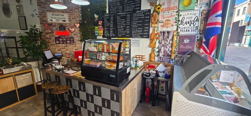 Property photo 2 of 5