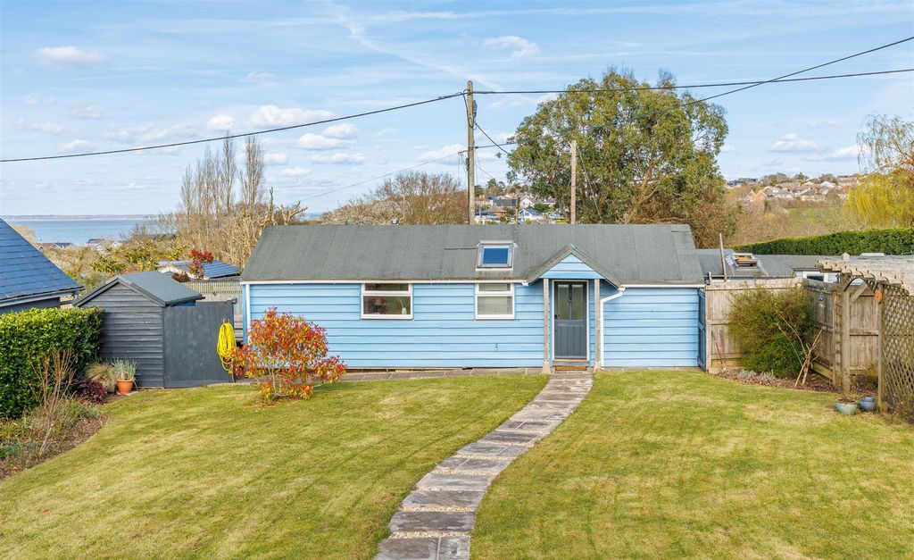 Property photo 1 of 30 Lodge