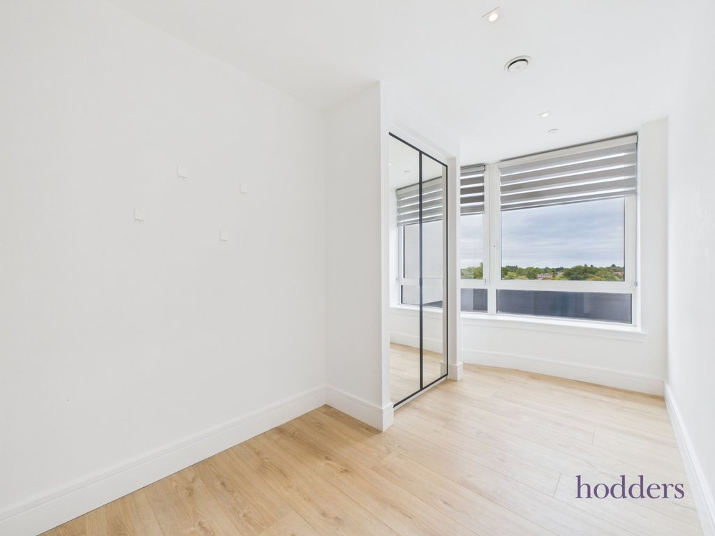 Additional image 13 of 2 bed flat to rentPyrcroft Road, Chertsey, Surrey KT16