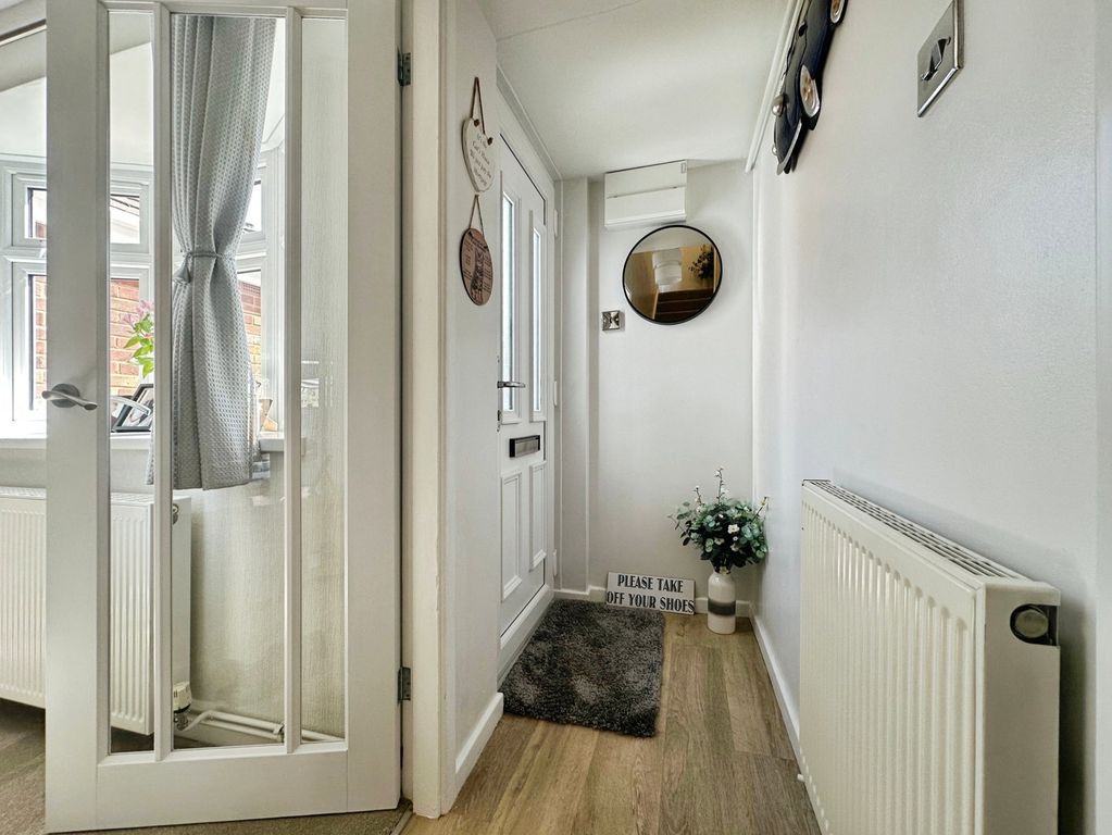 Property photo 2 of 26