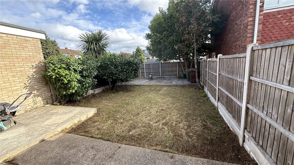 Property photo 2 of 21 Picture No. 10