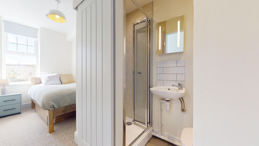 Property photo 1 of 6 Ff Room 2 Bd 2