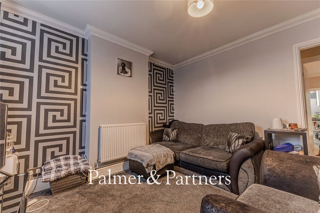 Property photo 3 of 14 Picture No. 08