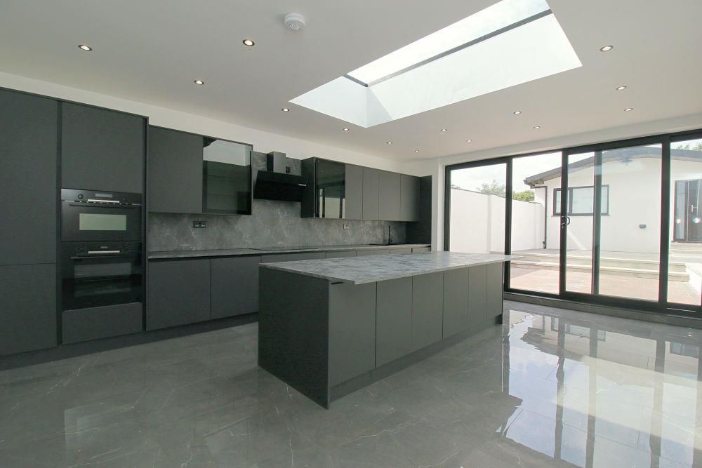 Property photo 2 of 22 4_.Jpg