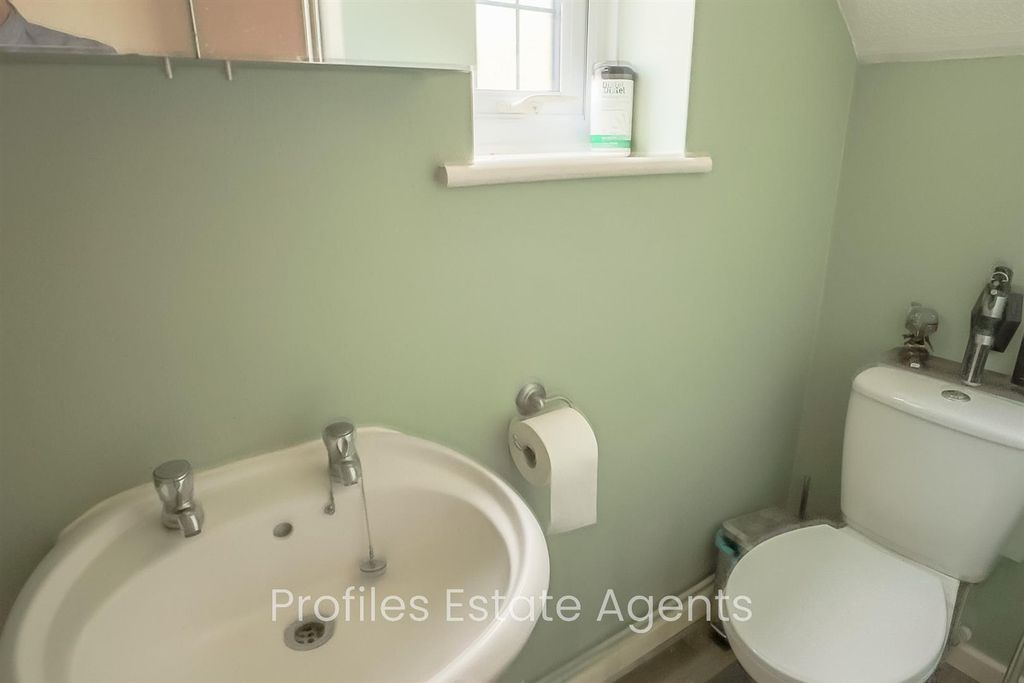 Property photo 3 of 16 8.Jpg