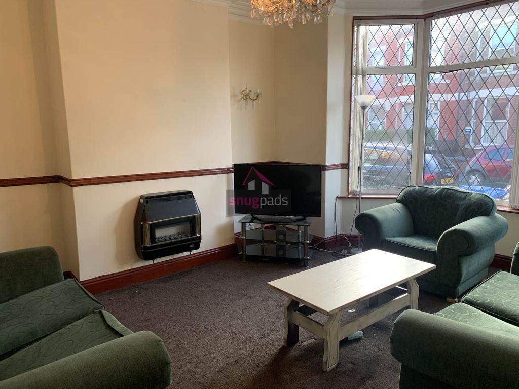 Property photo 2 of 9 Lounge