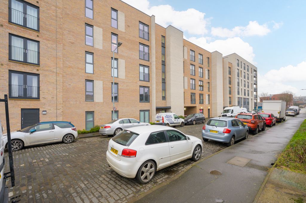 Property photo 2 of 19 Property Image 2