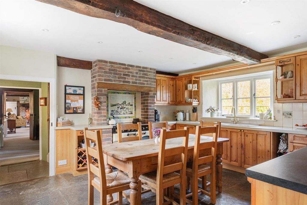 Property photo 3 of 29 9O2A7886-Hdr.Jpg