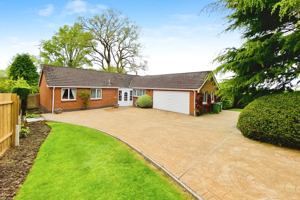 Property photo 1 of 34