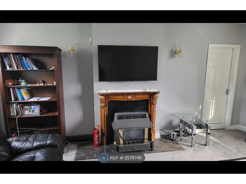 Property photo 3 of 8