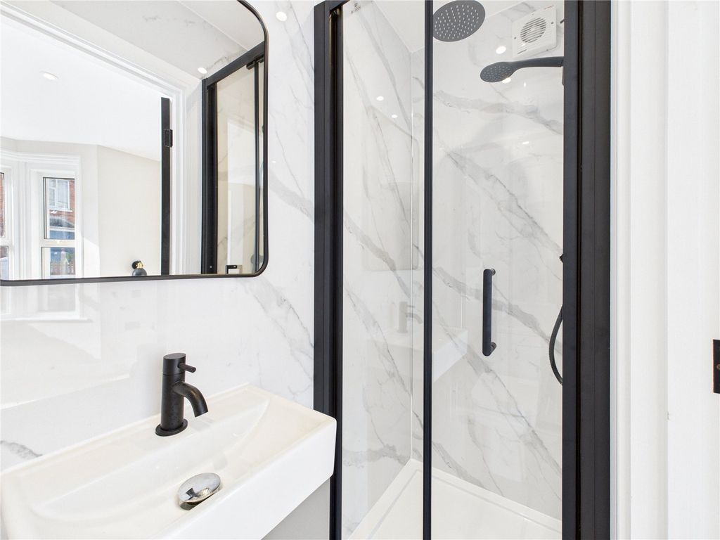 Property photo 3 of 3 Picture No. 02