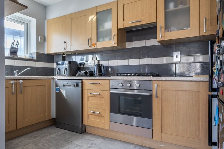 Property photo 3 of 13