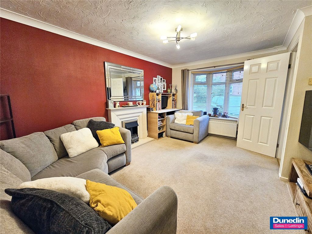 Property photo 2 of 22 Picture No. 06