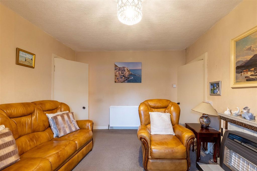 Property photo 3 of 25 33 Perth Road, Scone-18.Jpg