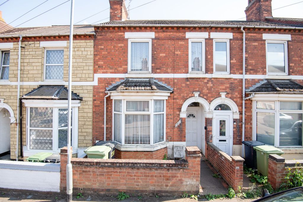 Property photo 1 of 9