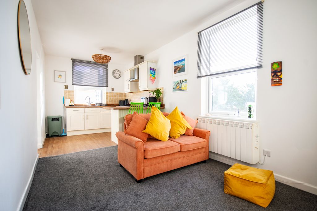 Additional image 6 of 1 bed flat to rentMayfield Road, Newquay TR7