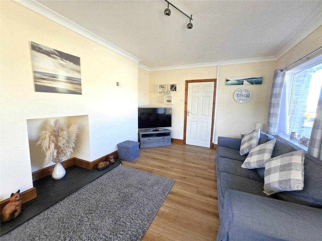 Property photo 3 of 21 Picture No. 42