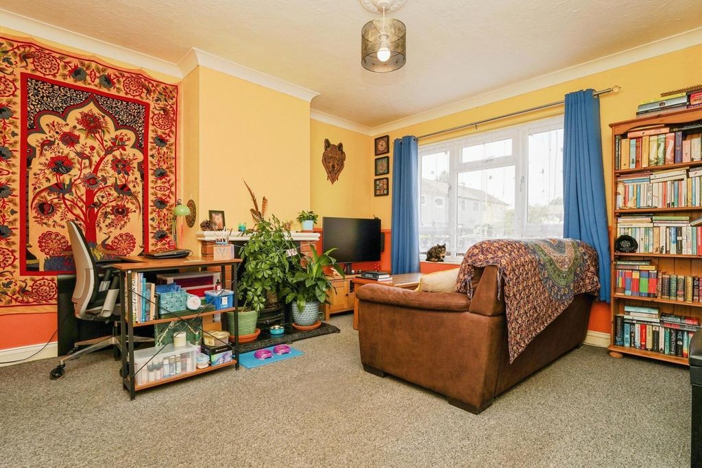 Property photo 3 of 7 Pbox-Img.Jpg