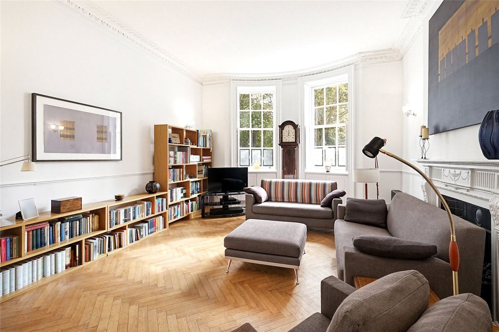 Property photo 1 of 18 Reception Room
