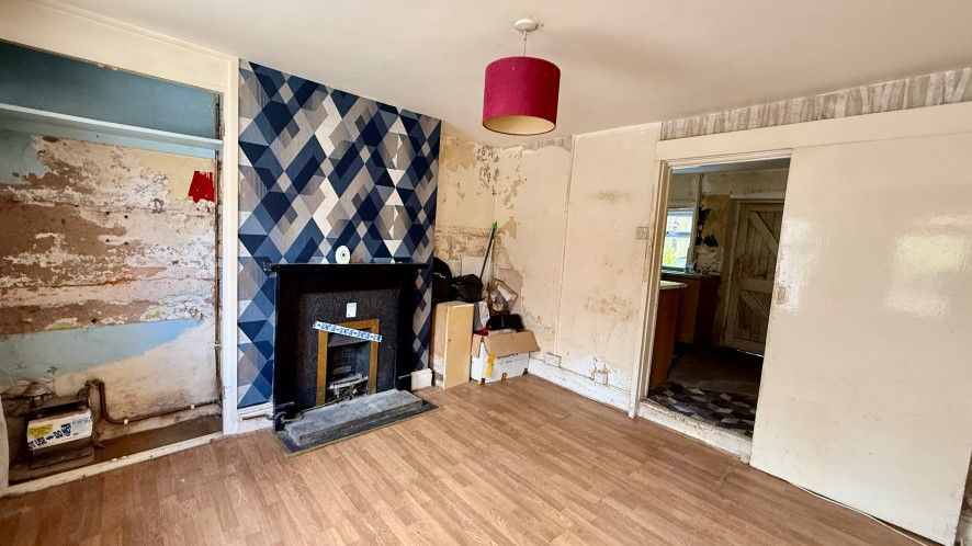 Property photo 2 of 7