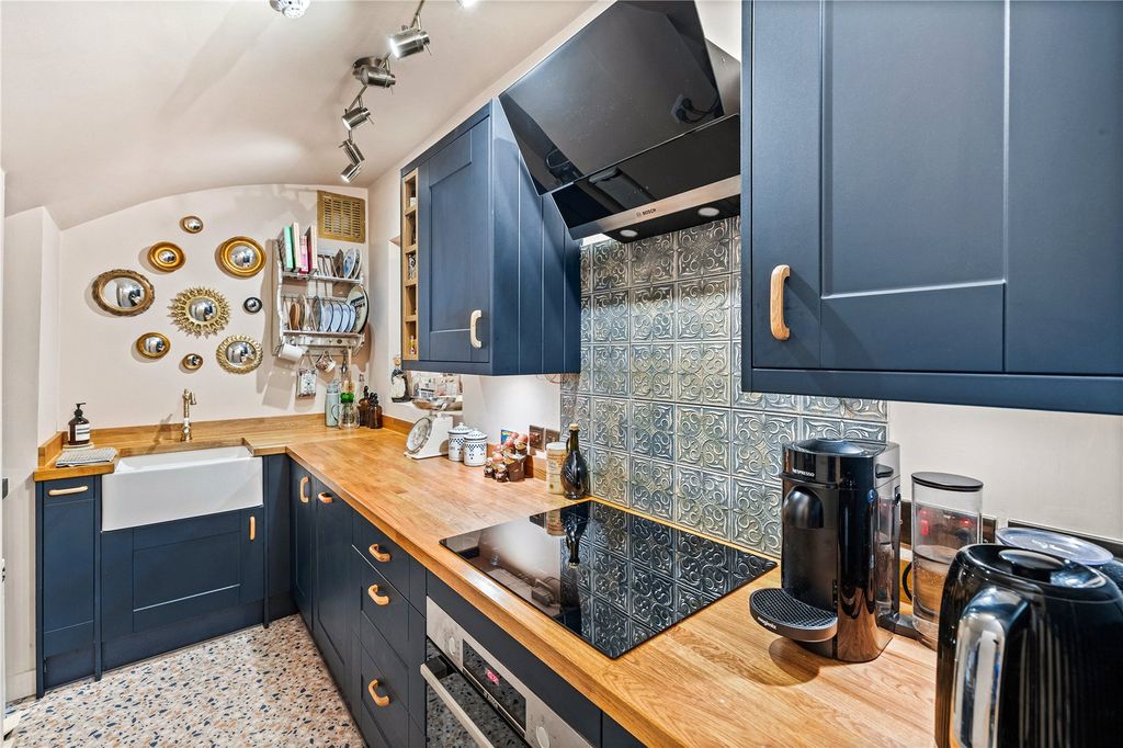 Property photo 3 of 16 Picture No. 05