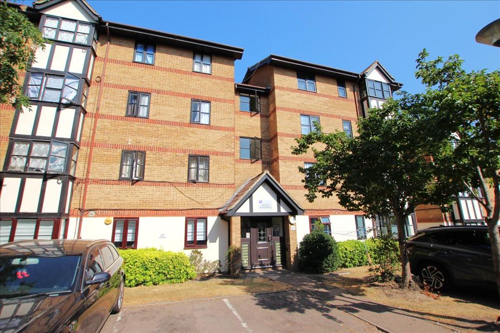Property photo 1 of 8
