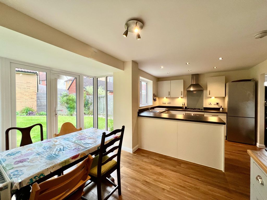 Property photo 3 of 14 Kitche/Dining Area