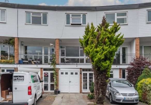 Property photo 1 of 23