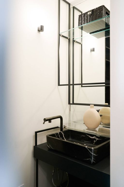 Property photo 3 of 34