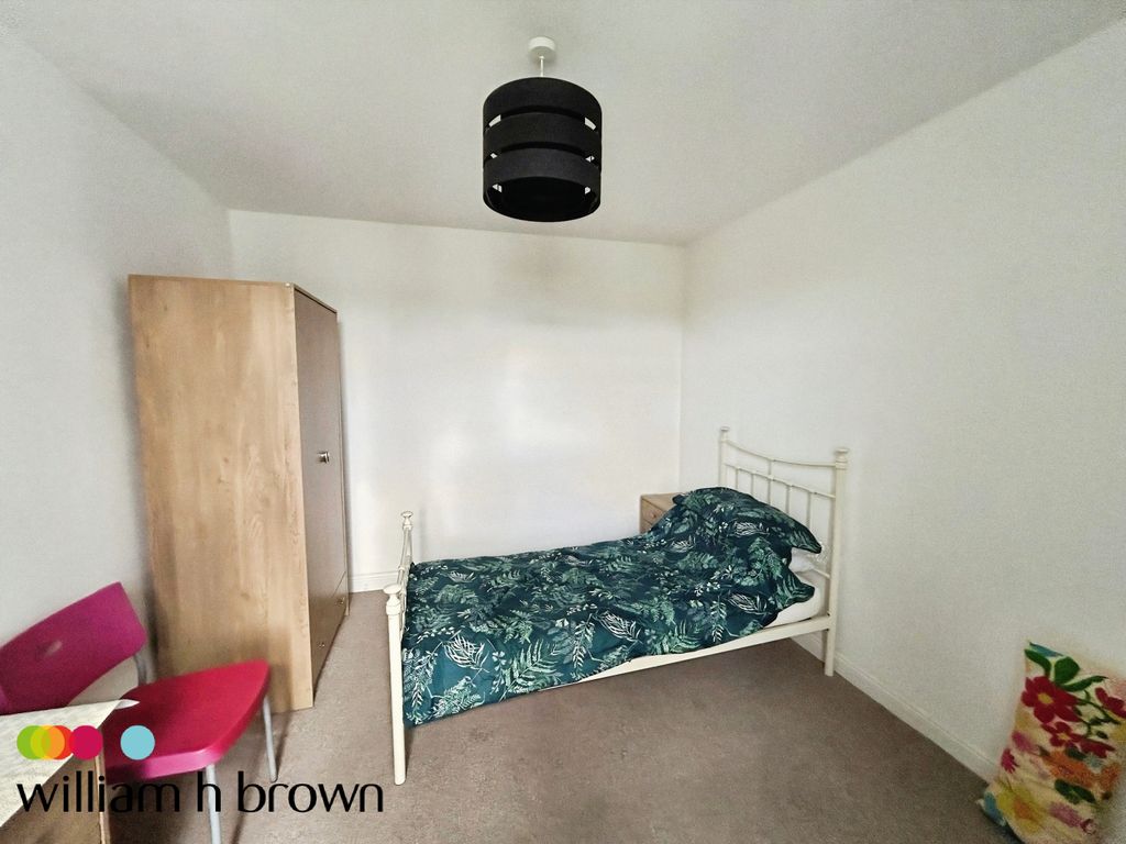 Property photo 2 of 4 Bedroom 1