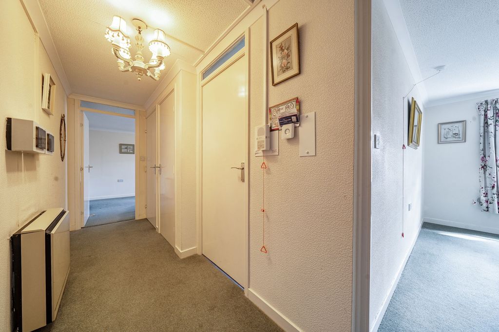 Additional image 8 of 2 bed flat for saleGanderton Court, Pershore WR10