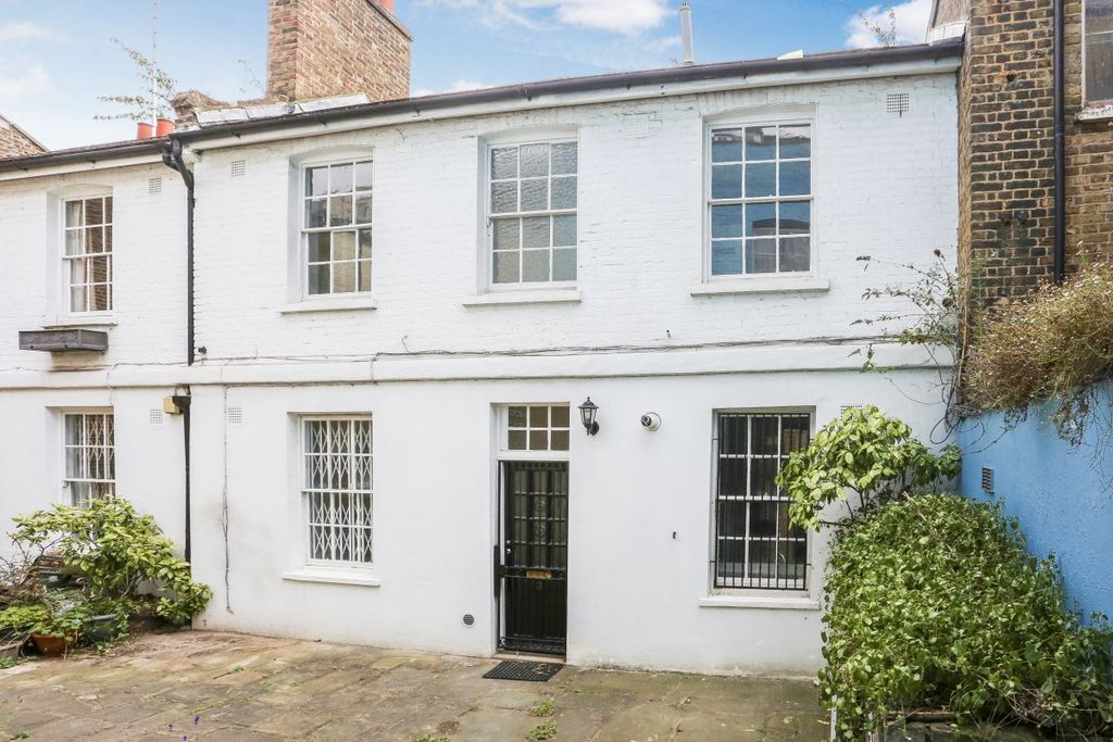 Property photo 1 of 13