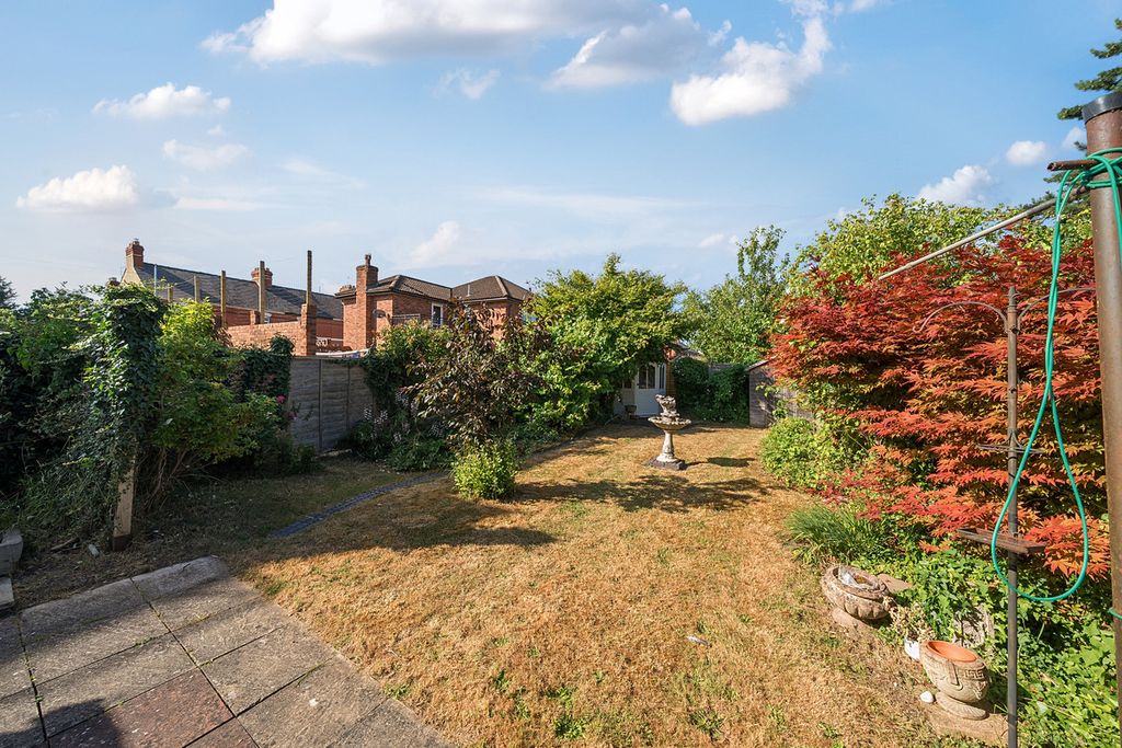 Property photo 3 of 21