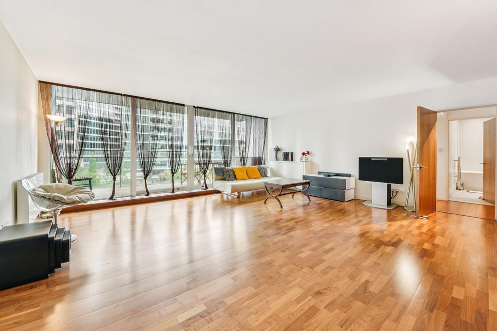 Property photo 1 of 14 Image